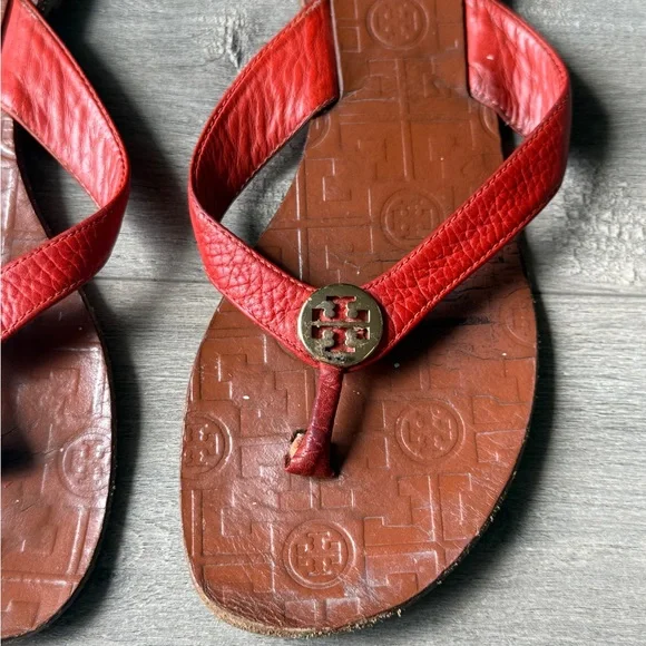 Tory Burch Red Leather Flip Flops Size 9 - Picture 3 of 10